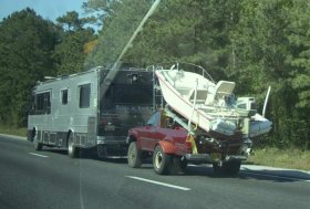 040604_boat_in_tow.JPG